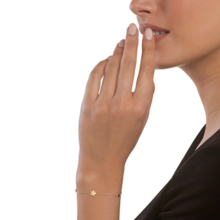 Bracciale stelle in oro giallo 9 kt con diamante Salvini indossato