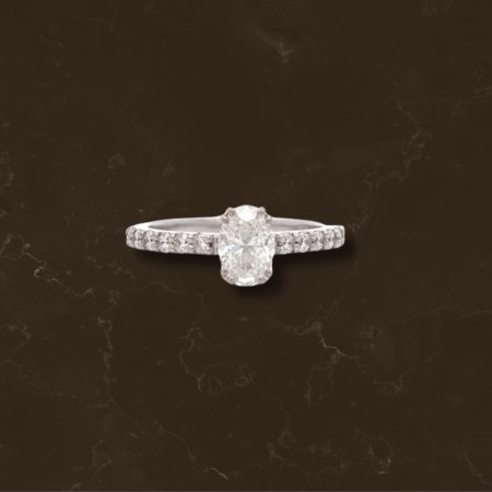 Anello solitario ovale Vecchia Savona